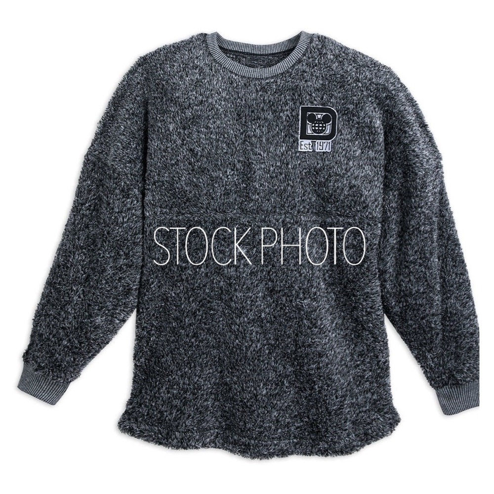 Walt Disney World Embroidered Spirit Jersey Gray Fuzzy Fleece Sweatshirt M L
